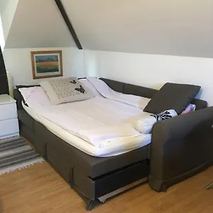 Apartamento Near The Center With Bathroom And Kitchen, Bruselas